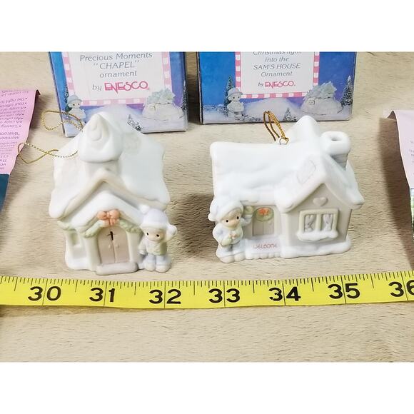 Enesco Sugar Town Chapel 1993 & Sam's House 1994 Ornament Porcelain White x2 Vtg - Picture 13 of 15